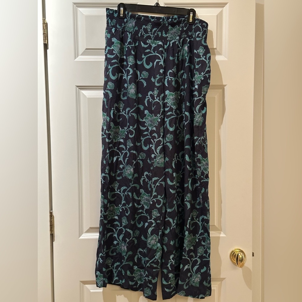 SUNDANCE women’s Himari Floral Pants - Picture 3 of 7